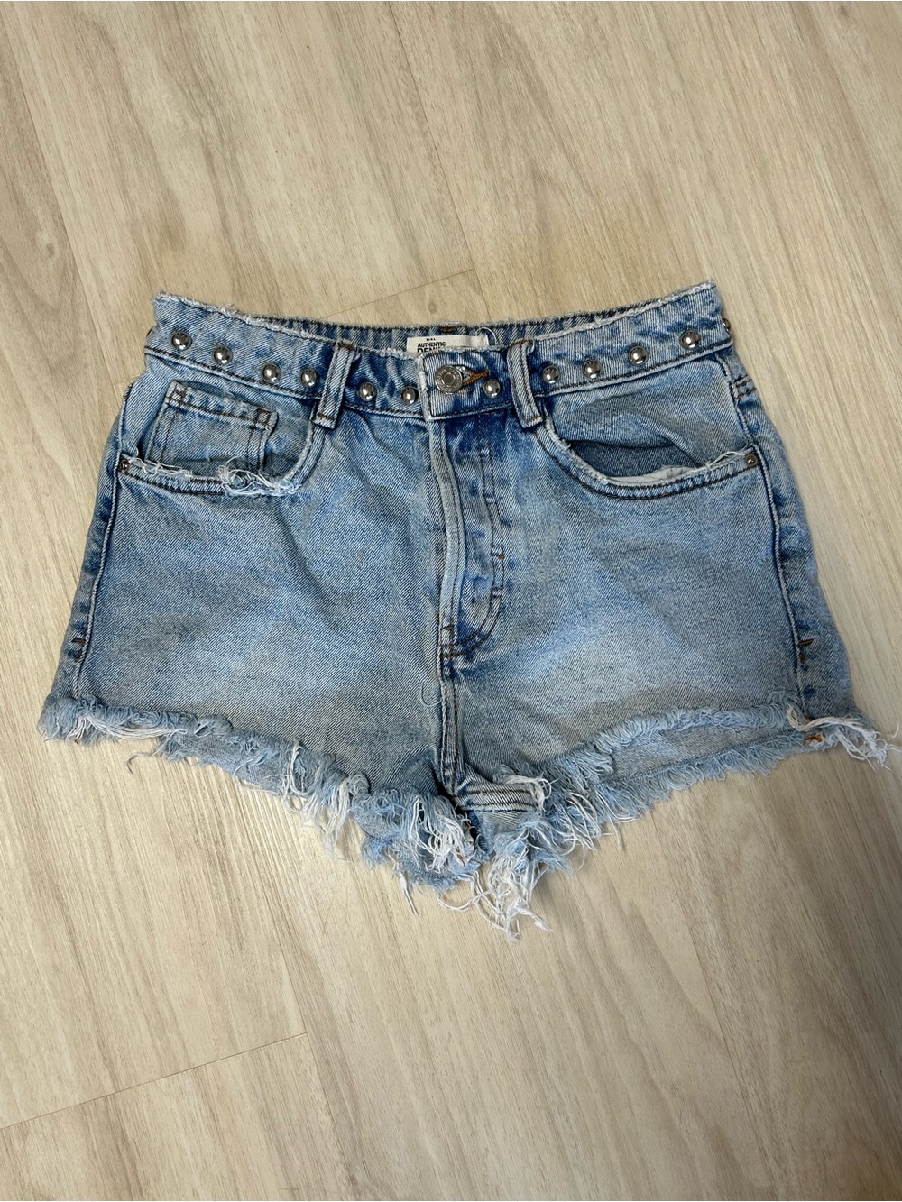 Zara TRF Cutoff Distressed Denim Shorts Studs Studded Womens 4 Blue